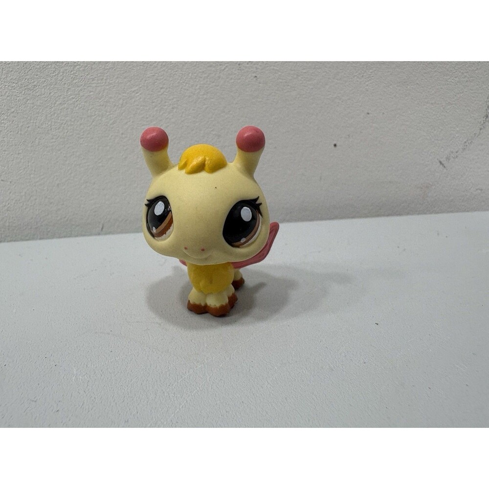 Littlest Pet Shop LPS Bee # 1708 Authentic Hasbro 2008 Brown Eyes Yellow & Pink